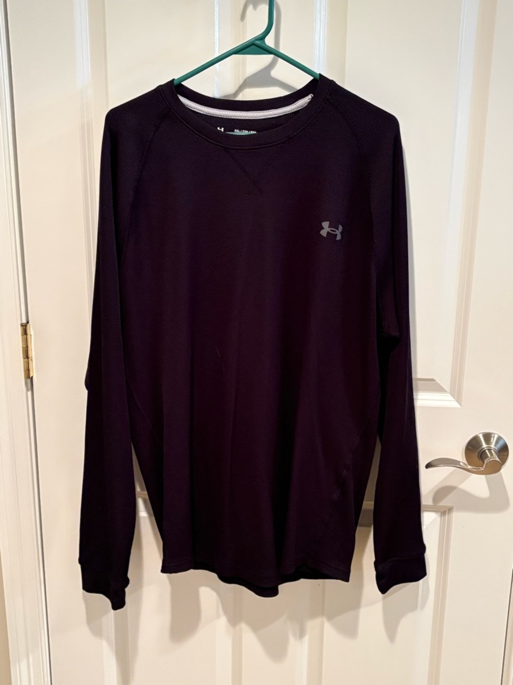 Under Armour Men’s Long Sleeve Crew - Black
